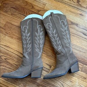 LC Lauren Conrad boots